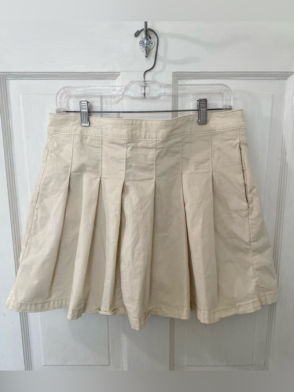 American Eagle Outfitters Pleated Mini  Skirt